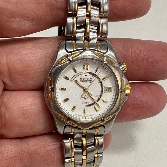 Seiko Kinetic Watch Women 3M22-0A33 29mm Gold Silver Tone Date Automatic Women's - Picture 1 of 16